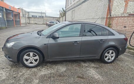 Chevrolet Cruze II, 2011 год, 550 000 рублей, 4 фотография