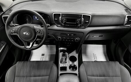 KIA Sportage IV рестайлинг, 2017 год, 1 790 000 рублей, 10 фотография