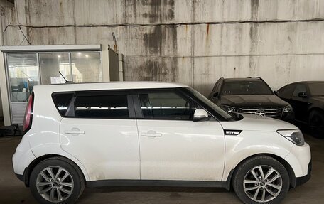 KIA Soul II рестайлинг, 2018 год, 1 200 000 рублей, 4 фотография
