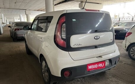 KIA Soul II рестайлинг, 2018 год, 1 200 000 рублей, 5 фотография