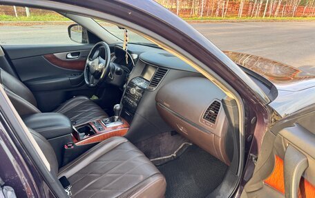 Infiniti QX70, 2014 год, 1 300 000 рублей, 7 фотография
