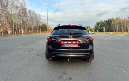 Infiniti QX70, 2014 год, 1 300 000 рублей, 4 фотография
