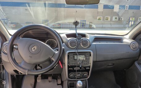 Renault Duster I рестайлинг, 2013 год, 820 000 рублей, 2 фотография
