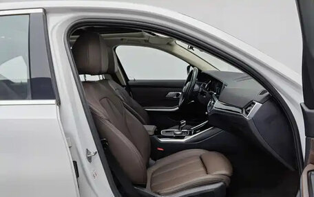 BMW 3 серия, 2022 год, 2 008 000 рублей, 14 фотография