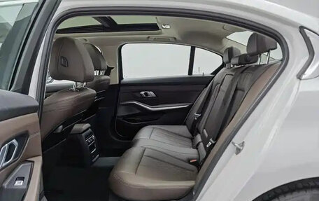 BMW 3 серия, 2022 год, 2 008 000 рублей, 16 фотография