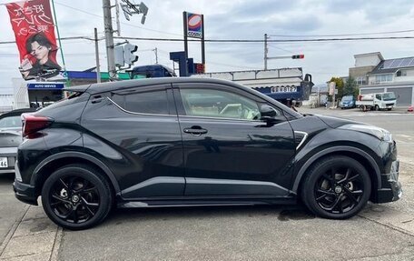 Toyota C-HR I рестайлинг, 2019 год, 1 690 000 рублей, 5 фотография