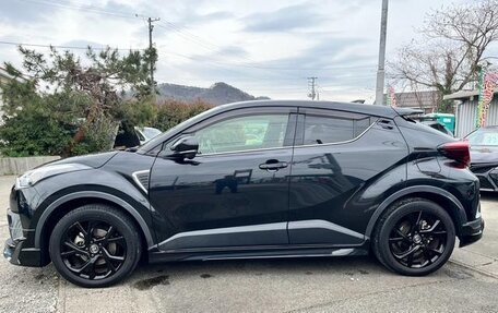 Toyota C-HR I рестайлинг, 2019 год, 1 690 000 рублей, 4 фотография