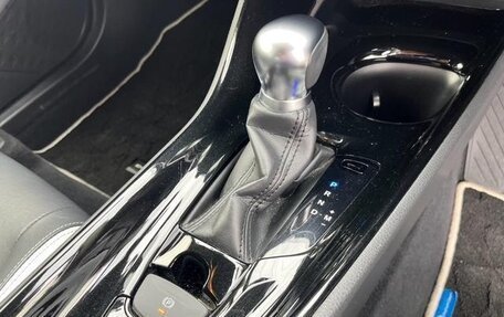 Toyota C-HR I рестайлинг, 2019 год, 1 690 000 рублей, 14 фотография