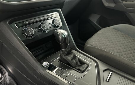 Volkswagen Tiguan II, 2019 год, 1 780 000 рублей, 13 фотография