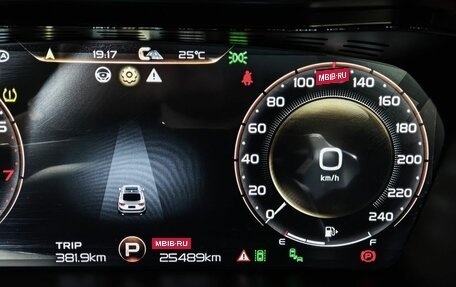 Geely Tugella FY11, 2023 год, 2 895 000 рублей, 18 фотография