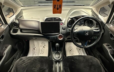 Honda Fit III, 2013 год, 959 000 рублей, 16 фотография