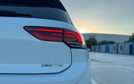 Volkswagen Golf VIII, 2023 год, 1 535 000 рублей, 10 фотография