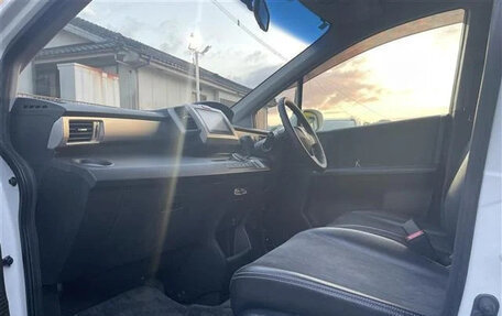 Honda Freed I, 2015 год, 862 000 рублей, 23 фотография