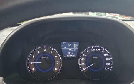 Hyundai Solaris II рестайлинг, 2013 год, 680 000 рублей, 13 фотография