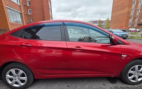 Hyundai Solaris II рестайлинг, 2013 год, 680 000 рублей, 4 фотография