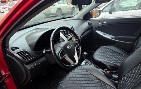 Hyundai Solaris II рестайлинг, 2013 год, 680 000 рублей, 9 фотография