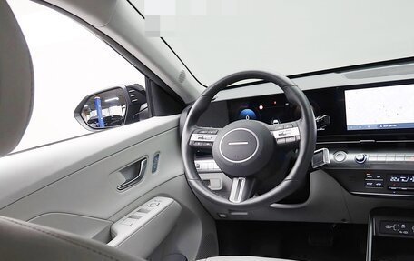 Hyundai Kona, 2024 год, 3 240 000 рублей, 20 фотография