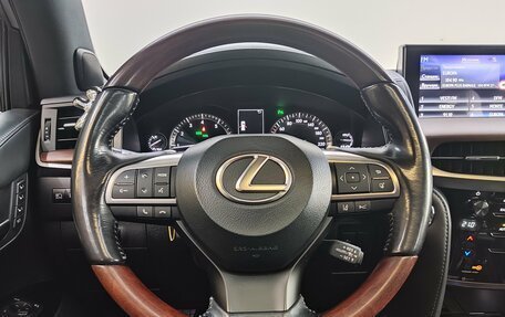Lexus LX III, 2017 год, 8 300 000 рублей, 11 фотография