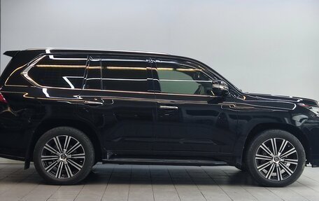 Lexus LX III, 2017 год, 8 300 000 рублей, 5 фотография