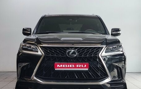 Lexus LX III, 2017 год, 8 300 000 рублей, 3 фотография