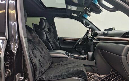 Lexus LX III, 2017 год, 8 300 000 рублей, 23 фотография