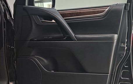 Lexus LX III, 2017 год, 8 300 000 рублей, 36 фотография