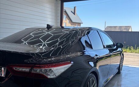 Toyota Camry, 2020 год, 2 590 000 рублей, 3 фотография