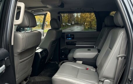 Toyota Sequoia II рестайлинг, 2008 год, 4 100 000 рублей, 10 фотография