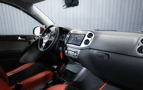 Volkswagen Tiguan I, 2010 год, 850 000 рублей, 18 фотография