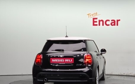 MINI Hatch, 2022 год, 1 726 000 рублей, 3 фотография