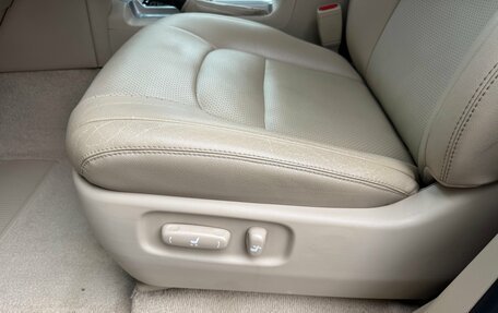 Toyota Land Cruiser 200, 2020 год, 7 690 000 рублей, 25 фотография