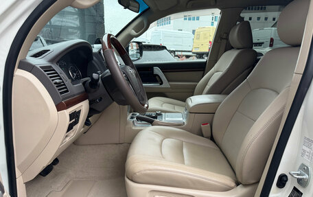 Toyota Land Cruiser 200, 2020 год, 7 690 000 рублей, 23 фотография