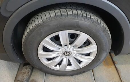 Volkswagen Tiguan II, 2022 год, 2 272 000 рублей, 6 фотография