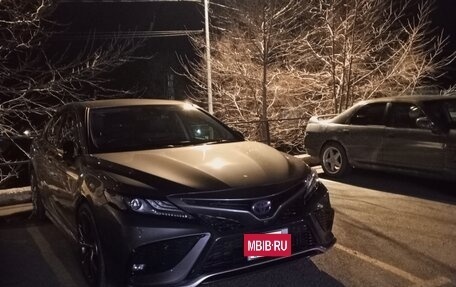 Toyota Camry, 2021 год, 3 300 000 рублей, 9 фотография