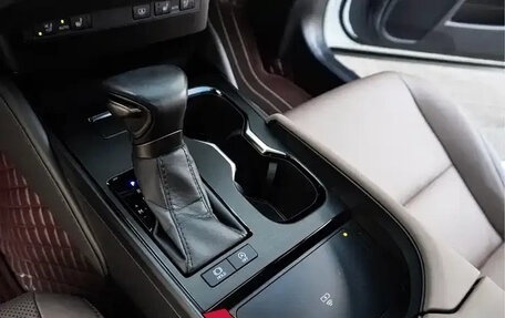 Lexus ES VII, 2024 год, 4 633 000 рублей, 12 фотография
