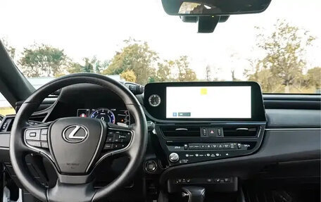 Lexus ES VII, 2024 год, 4 633 000 рублей, 25 фотография