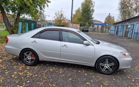 Toyota Camry V40, 2002 год, 595 000 рублей, 5 фотография