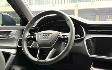 Audi A6, 2023 год, 5 000 000 рублей, 3 фотография