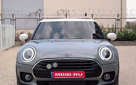 MINI Clubman, 2022 год, 1 914 000 рублей, 2 фотография