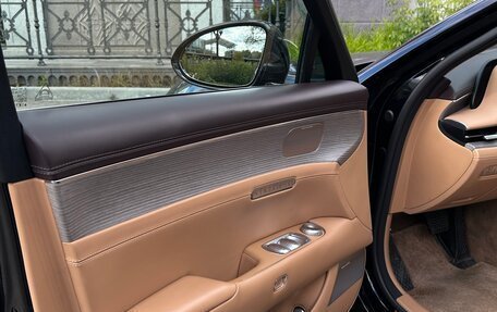 Genesis G90, 2021 год, 6 000 000 рублей, 13 фотография