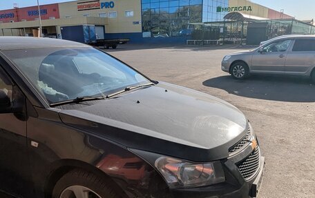 Chevrolet Cruze II, 2011 год, 549 000 рублей, 3 фотография