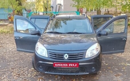 Renault Sandero I, 2010 год, 350 000 рублей, 1 фотография