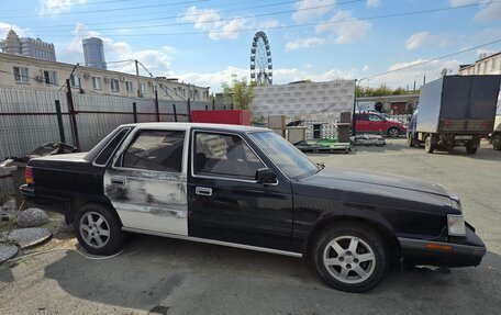 Mitsubishi Debonair II, 1987 год, 130 000 рублей, 2 фотография