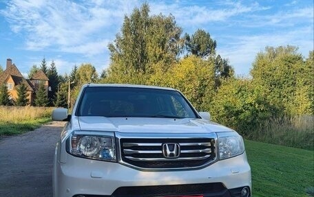 Honda Pilot III рестайлинг, 2014 год, 2 300 000 рублей, 1 фотография