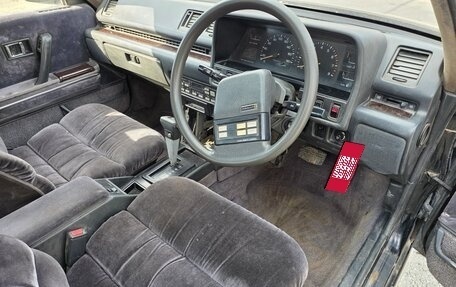 Mitsubishi Debonair II, 1987 год, 130 000 рублей, 9 фотография