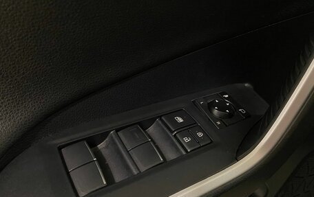 Toyota RAV4, 2020 год, 3 147 000 рублей, 6 фотография