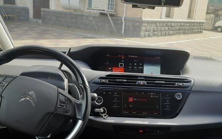 Citroen C4 Picasso II рестайлинг, 2017 год, 1 350 000 рублей, 16 фотография
