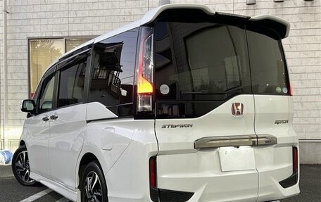 Honda Stepwgn IV, 2021 год, 1 975 000 рублей, 4 фотография