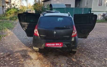 Renault Sandero I, 2010 год, 350 000 рублей, 2 фотография