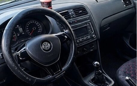 Volkswagen Polo VI (EU Market), 2016 год, 525 000 рублей, 6 фотография